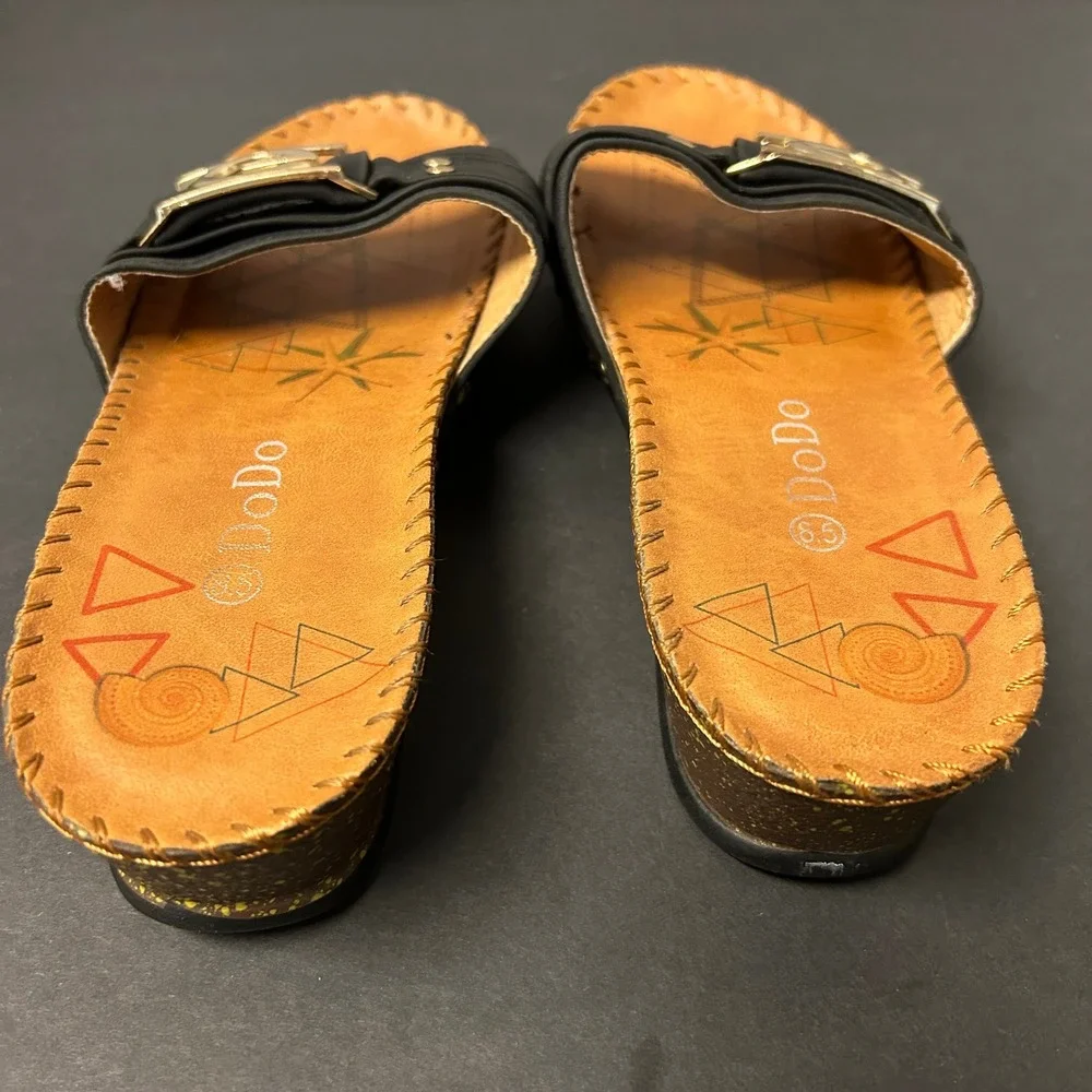 DoDo slide sandals